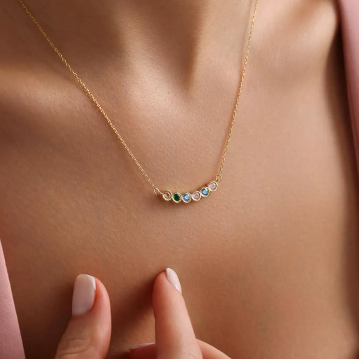 COLLIER AVEC PIERRE DE NAISSANCE