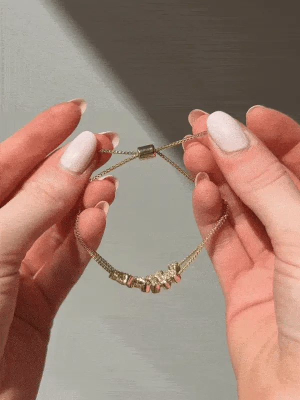 BRACELET AVEC PRÉNOM EN BULLES