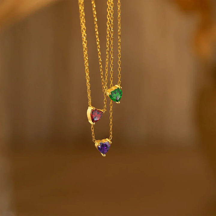 COLLIER AVEC UNE PIERRE DE NAISSANCE EN FORME DE CŒUR