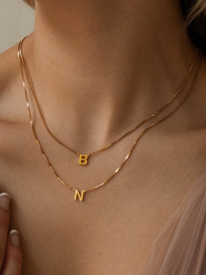 COLLIER À DOUBLE LETTRE