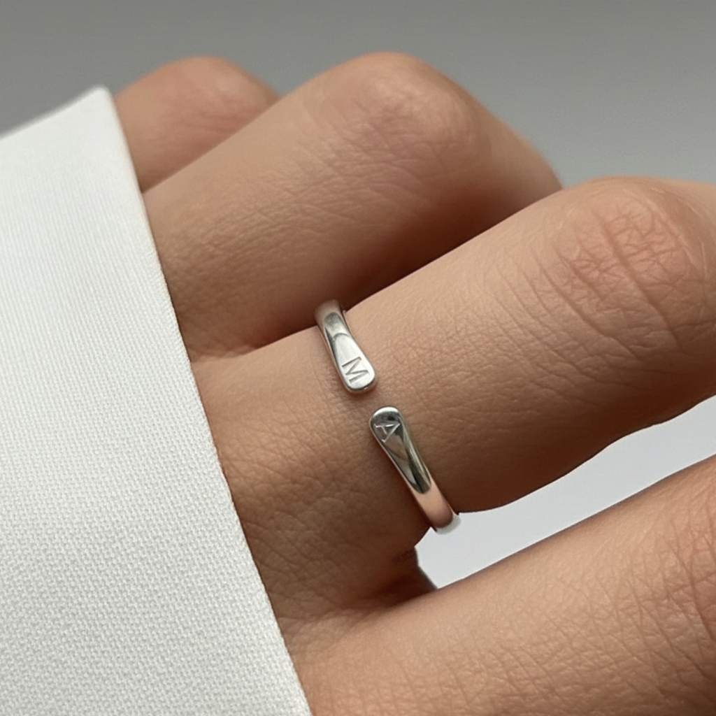 Bague Initiales Liées Ajustable